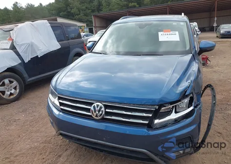 2020 Volkswagen Tiguan 2.0T Se/2.0T Se R-Line Black/2.0T Sel z USA, uszkodzony, nr VIN 3VV3B7AX9LM092126